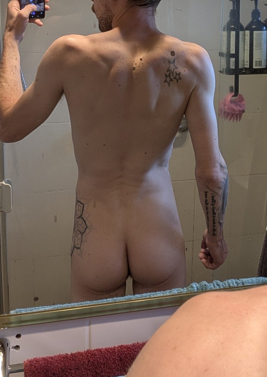 RFOXRunn's tweet photo. Obligatory ass pic #gaybris #gayaussie #me https://t.co/xe9AKUy38P