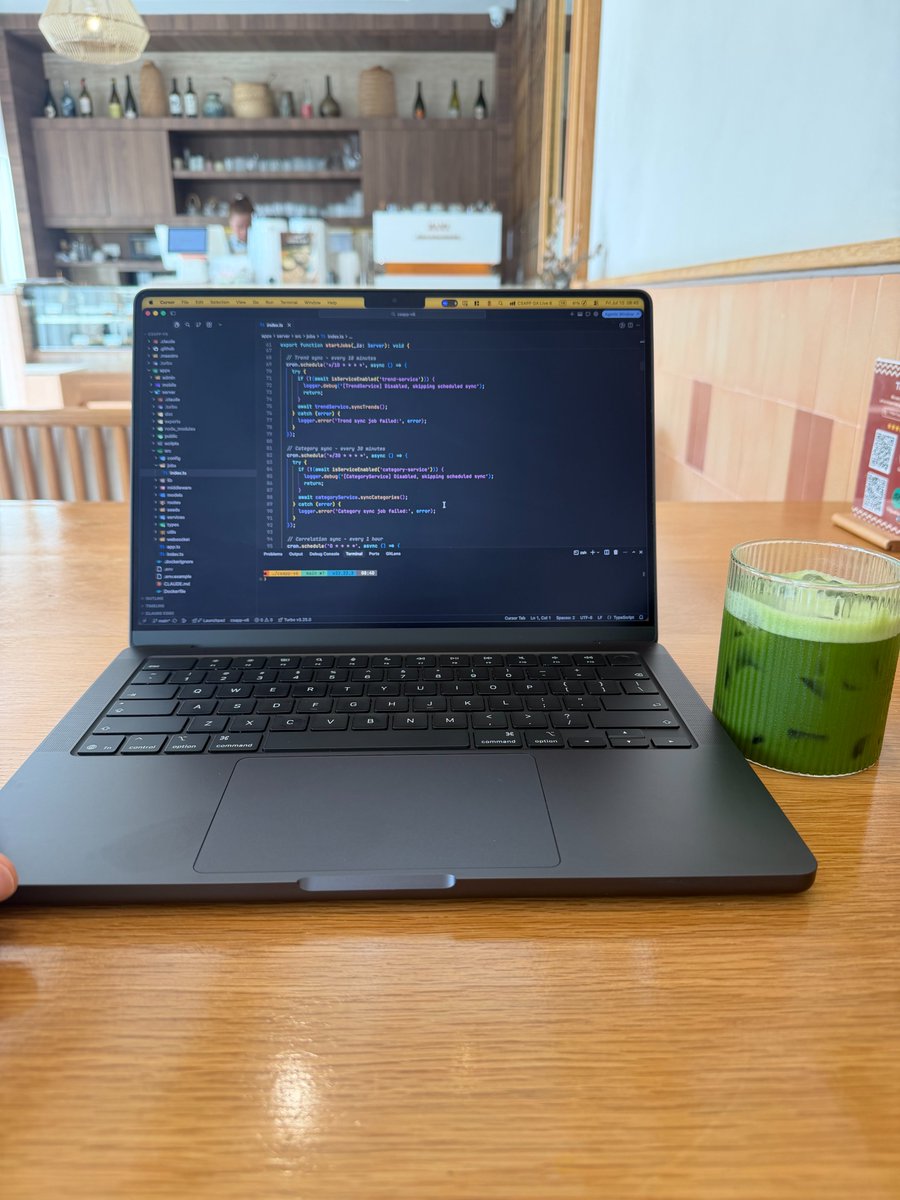 TravelerOfCode tweet media