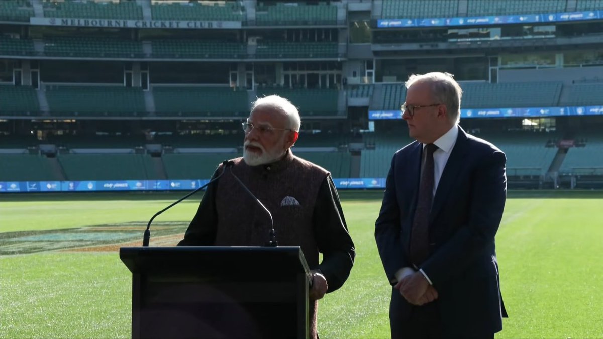 BJP4India's tweet photo. 2030 में भारत commonwealth games की मेजबानी करने जा रहा है और 2036 में हम भारत में ओलंपिक आयोजित करने का भी प्रयास कर रहे हैं।

2032 में ब्रिस्बेन Olympics host करेगा।

इन global events को आयोजित करने के लिए mega scale पर sport infrastructure तैयार किया जाएगा।

यानी आने वाले वर्षों में हमें एक दूसरे से सीखने और साथ मिलकर काम करने के अनेक नए अवसर प्राप्त होंगे।

-पीएम @narendramodi