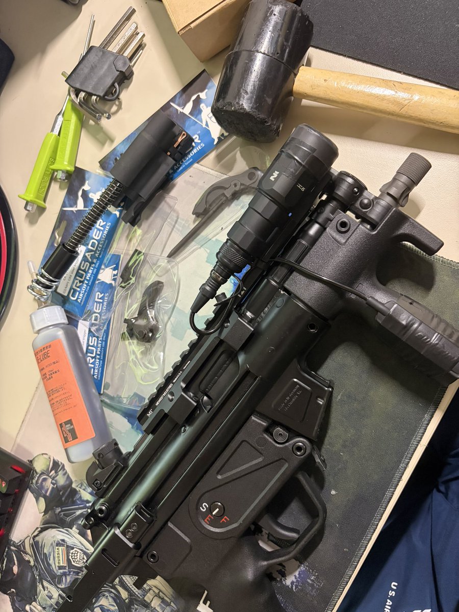 MrOrdlnary's tweet photo. マルイ MP5K+ (?)の内部をスチール化していきます https://t.co/GBAtEWjLfM