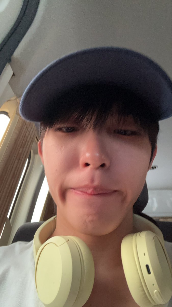 tananloh_'s tweet photo. มะเน่งทุกคนไปเรียนกันเถอะ https://t.co/hZBVBbeyiz