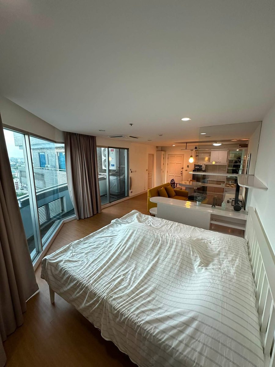marylony's tweet photo. เมืองไทยภัทรคอนโด ✨59sqm ห้องใหญ่พื้นที่เยอะ

🪑 mrt สุทธิสาร 500m ❤️‍🔥 14,000/month https://t.co/4WWIKW9G9Q