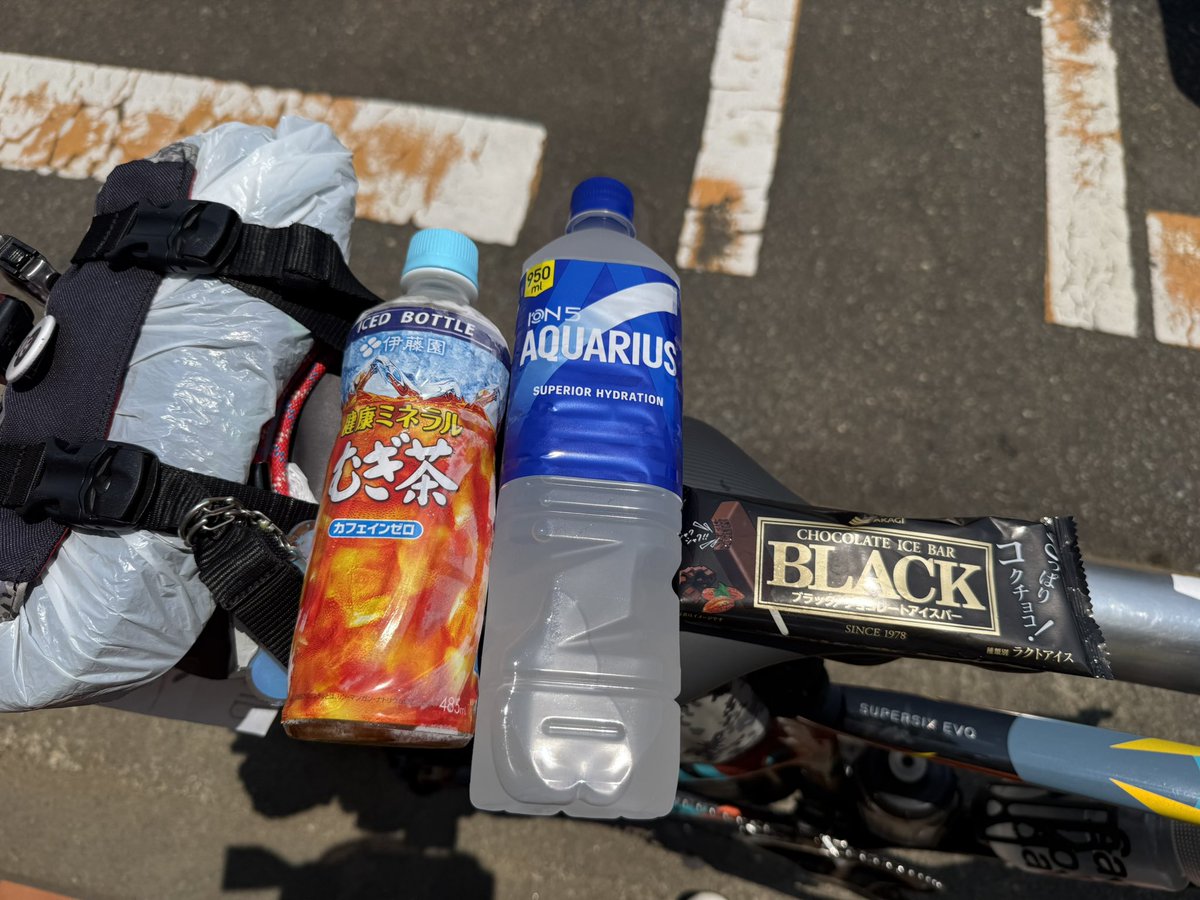 suzunariyoukai's tweet photo. オハヨウカイ！
#お一人ツールドフランス 4日目
新潟県オハヨウカイ！35度🌞燃えるぜ🔥 https://t.co/fxunzY4wDD
