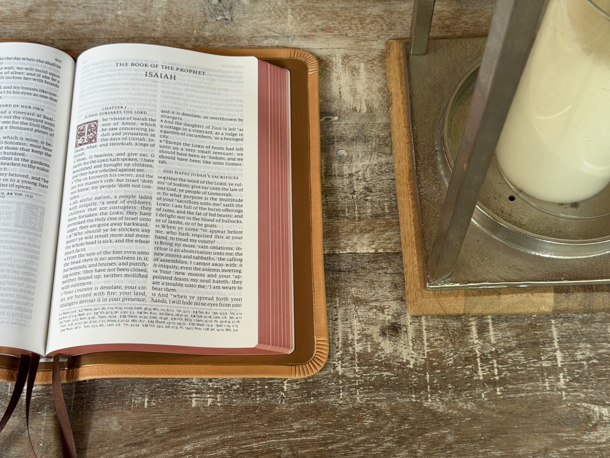 Rock Wall Bibles tweet media