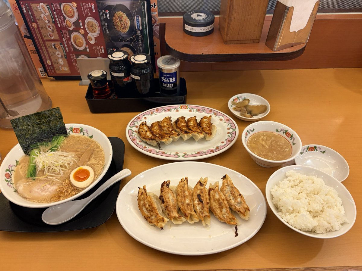 tokyo_0811's tweet photo. R8-2 餃子の王将 林間モール店 https://t.co/EabgAhaJ7i