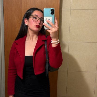 AnnaBasquet15's tweet photo. #NuevaFotoDePerfil https://t.co/45ecO9CW6G