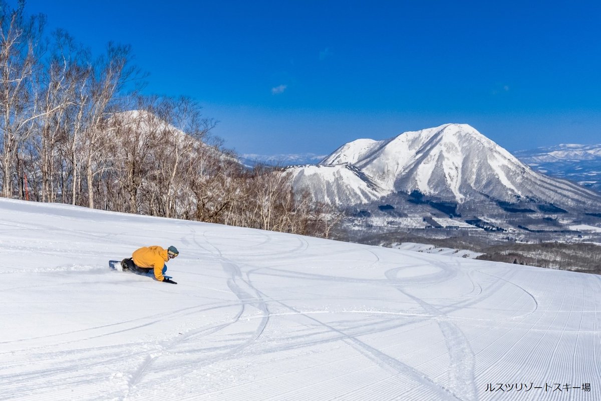JTB_sunsun's tweet photo. ＼🎿先取スキー！北海道へ❄️／
ニセコ・ルスツ・富良野・トマムの宿泊＋リフト券付きプラン販売中！⛷️

人気の北海道スキーリゾートを、おトク＆便利に満喫✨
パウダースノーを楽しむ冬旅の計画は早めがおすすめ◎

🎍年末年始の予約も受付中！
人気日程や人気ホテルは早めの確保が安心です✨
ひと足早く、北海道のスキー旅行を準備しませんか？❄️

詳細はこちら👇
https://t.co/IMGW5yPNc4