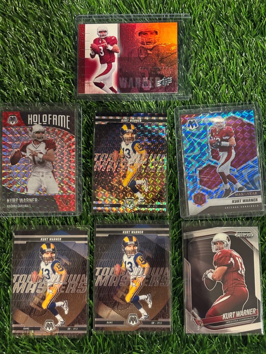 PigskinPC's tweet photo. Pigskin Stack Sale #ReleaseTheStackin Post 545
Category 8: Position Singles
QBs
Kurt Warner
$1 each https://t.co/MgHAn7Ithj