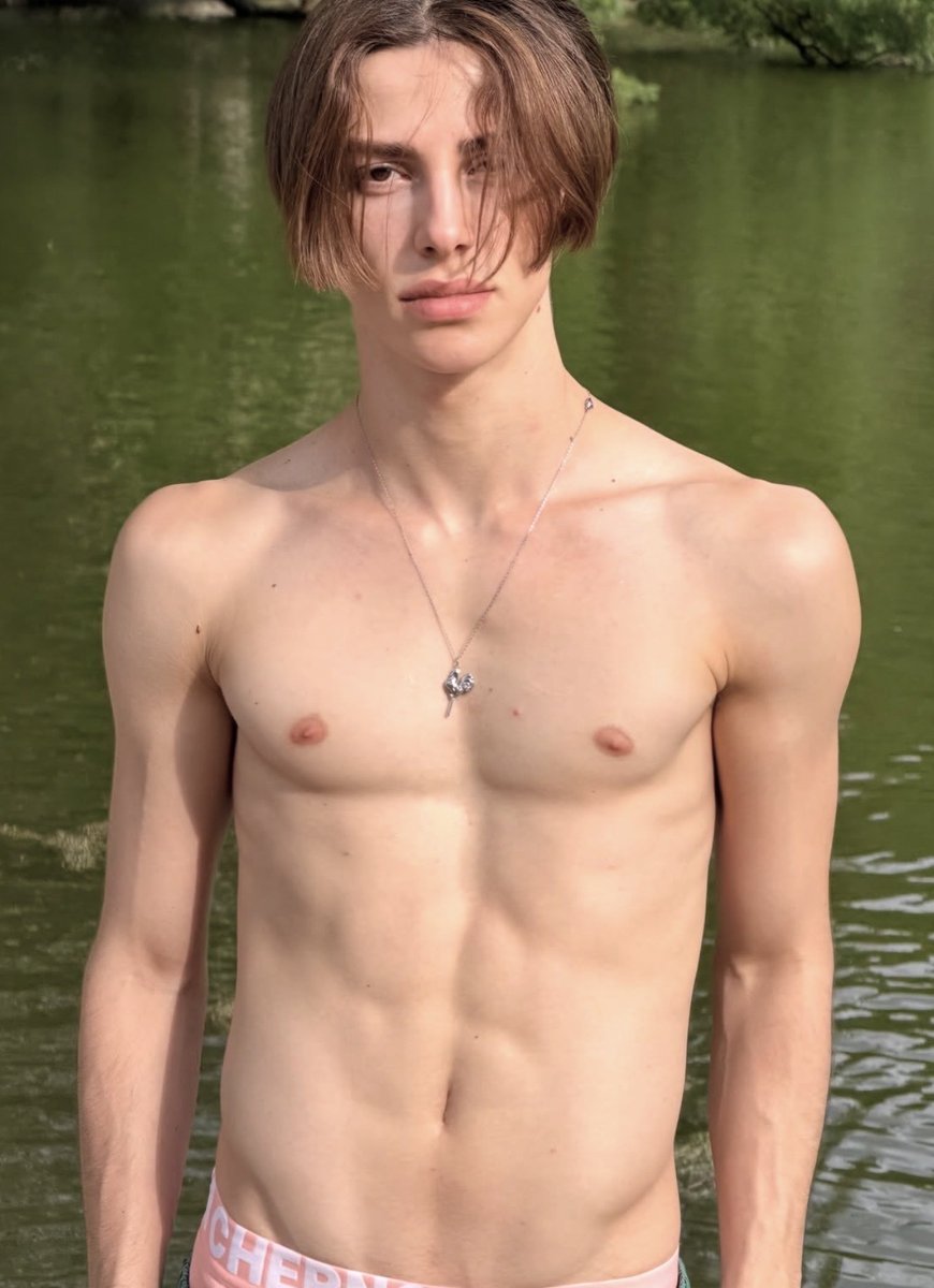 MediaBoys18SFW's tweet photo. #twink #cute #gay #boy
Cortesía de ➪ https://t.co/gwFKpmajBL https://t.co/sWuyVXfwYo