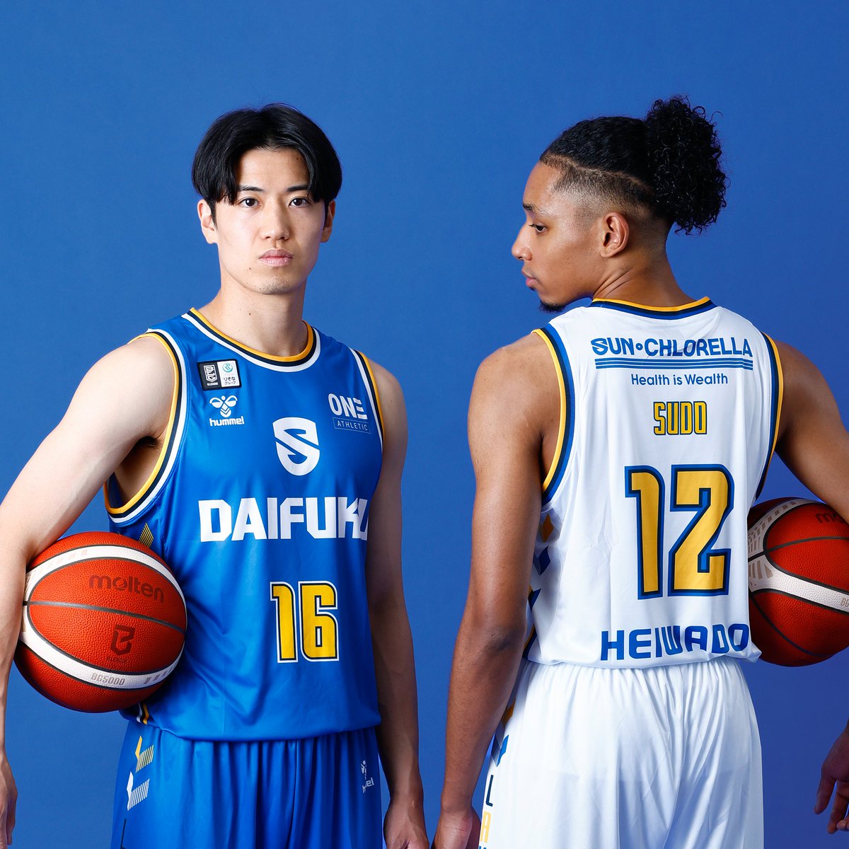 lakes_goods's tweet photo. ================
2026-27 SESASON
SHIGA LAKES
NEW UNIFORM
================
お待たせいたしました‼️いよいよ始まるBプレミア元年を戦い抜く、NEWユニフォームを発表！

まずは、新ユニフォーム特設ページにて詳細をチェック✅ https://t.co/8qJV9fX1pI

🗓️本日17時より予約申込受付開始▶️
1️⃣7月10日(金)17:00～7月16日(木)8:59迄のご予約
9月24日(木)頃までにお届け(レギュラーシーズン開幕までにお届け)

2️⃣7月16日(木)9:00～7月23日(木)8:59迄のご予約
10月2日(金)頃までにお届け(レギュラーシーズン ホームゲーム開幕までにお届け)

まずは、新ユニフォーム特設ページにて詳細をチェック✅ https://t.co/8qJV9fX1pI

#滋賀レイクス #レイクスグッズ