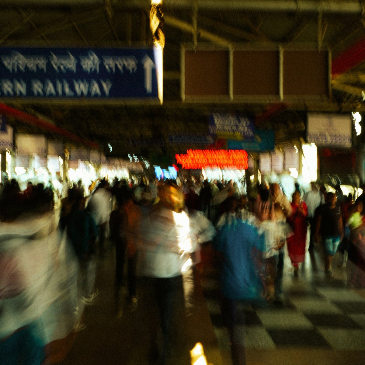 helloiammahdi's tweet photo. the way i see bombay https://t.co/5ypLPeWYf1