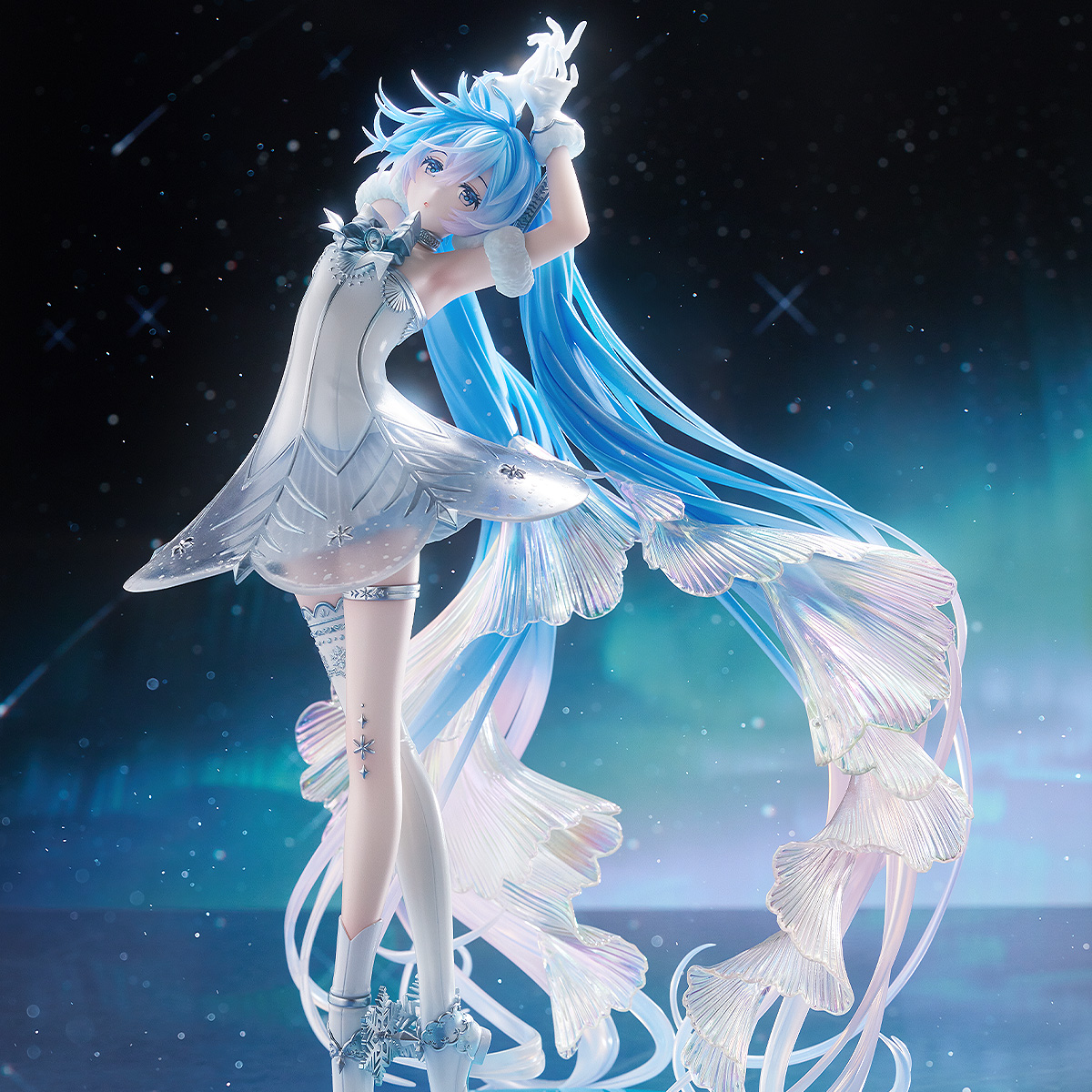 gsc_goodsmile's tweet photo. G.S.Collection [SC] 
初音ミクシンフォニー 2025 札幌公演Ver.
＿＿＿＿＿＿＿＿

「初音ミクシンフォニー 2025 札幌公演」の
メインビジュアルが
グッスマスケールフィギュアの最高峰ライン
「Signature Class」に登場。