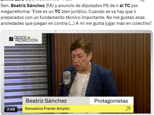 Iherreraa's tweet photo. Beatriz Sánchez Picapiedra quería terminar con el Tribunal Constitucional, hacerlo desaparecer. Pero hoy, lo único que quiere es llevar al Tribunal Constitucional la megarreforma de Kast. Solo falta que Beatriz Picapiedra llame a Gazoo para que haga desaparecer la megarreforma https://t.co/1Lf2ikunVx