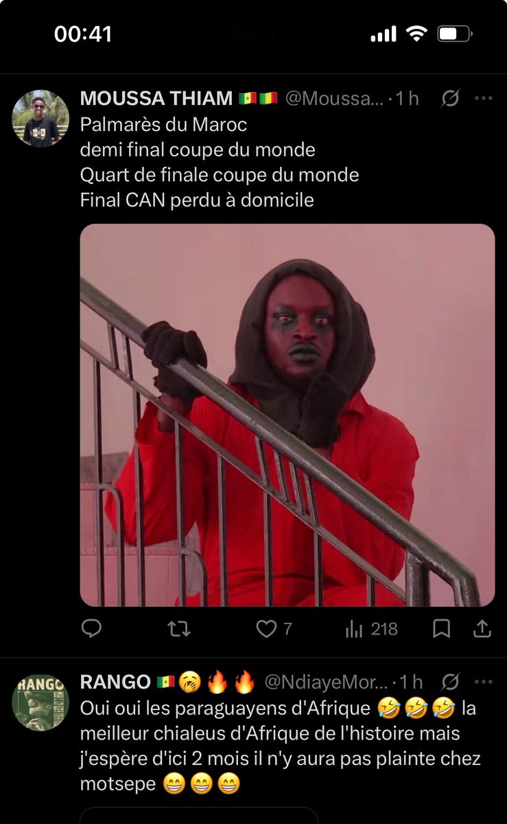 diodiodiarisso's tweet photo. @ilyesmaroc212 @Oumar_Ngollan @cyrille_juuf Pardon kel trophée 😂😂 en plus d’être un gros menteur oui vs avez gagné un seul trophée celui des meilleurs insulteurs d’Afrique et des tricheurs bien sur a par sa des sionnistes et voleurs de serviettes et consorts par contre sur le terrain 
K des incapables zero 🏆🏆🤣🤣🍨 https://t.co/MrllDlN464