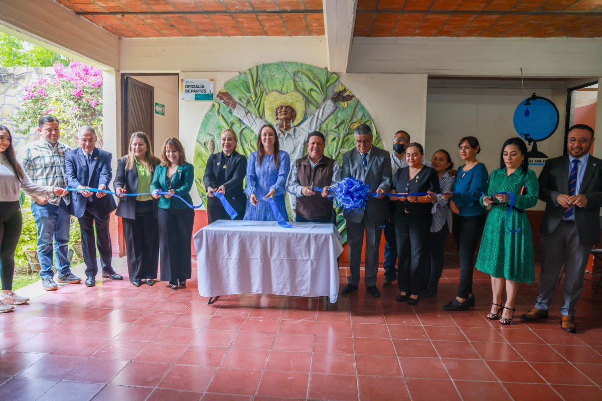 AViverosNoticia's tweet photo. INAUGURA PODER JUDICIAL DE AGS OFICIALÍA DE PARTES DE en VILLA JUÁREZ, ASIENTOS
#Aguascalientes #PoderJidicial
https://t.co/dtJrRRXTwj https://t.co/YSvCAhIlK7