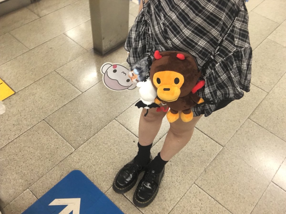 8ol8ol's tweet photo. 사람들이 은근 잘 모르는 여름철 꿀템 : 쿠숭이 부채💕💕 https://t.co/ZeBWDC1UeY