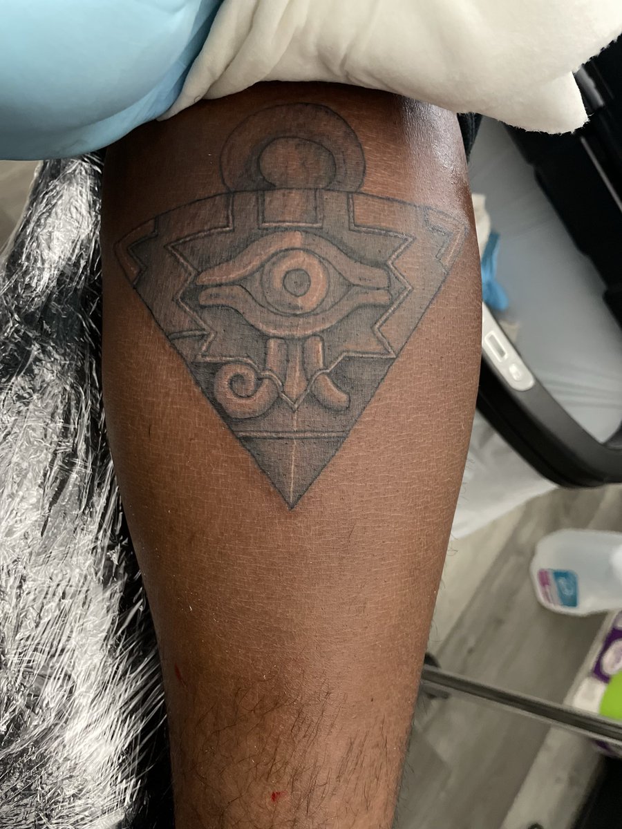 DumNDummerJr's tweet photo. ITS TIME TO DUEL
#YuGiOh #mke414 #mke #milwaukee #milwaukee414 #milwaukeetattooartist https://t.co/YLshUfAWOe
