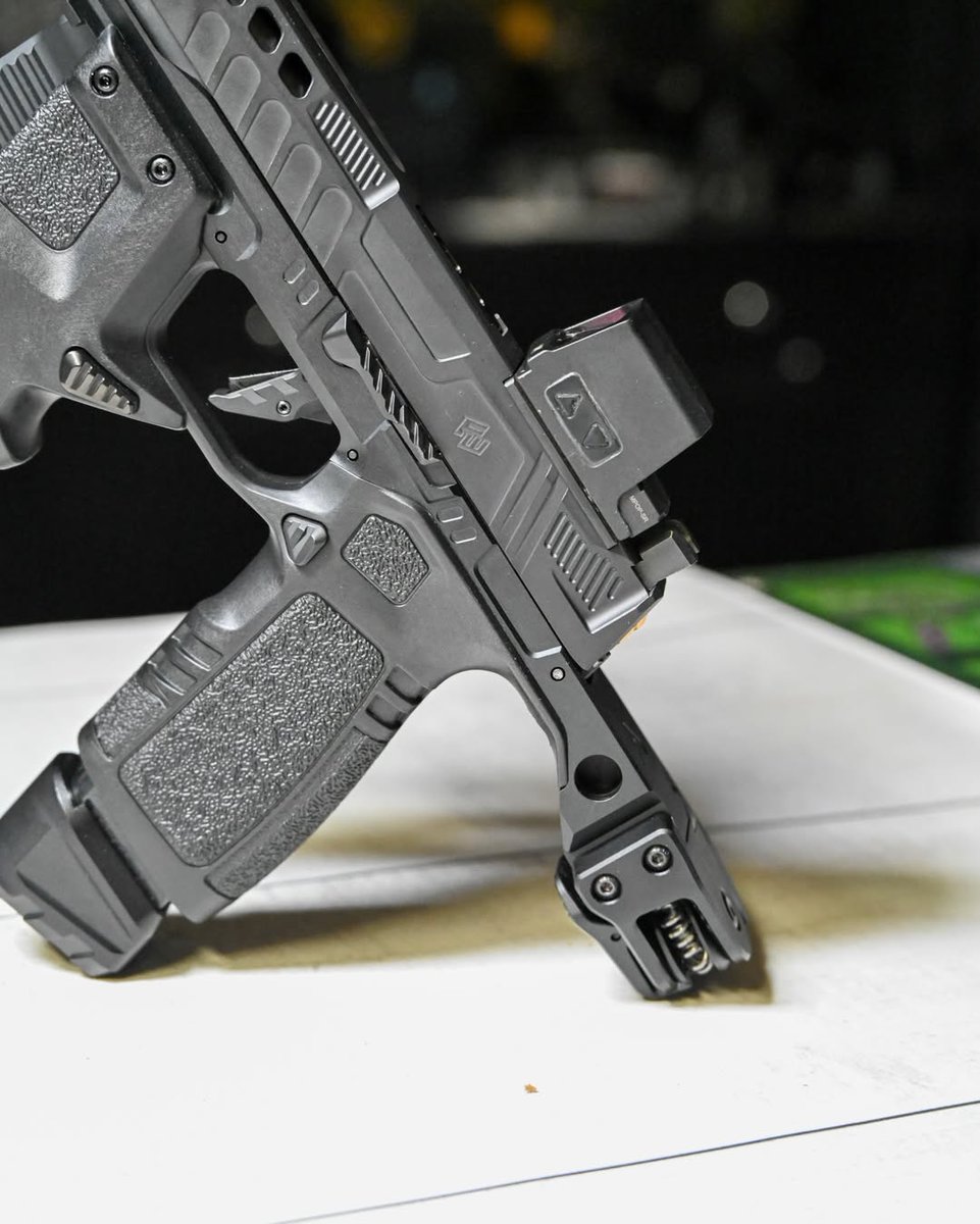 XS_Sights's tweet photo. @tyrantcnc PDW ft. XS Sights via @kill_flash_photography
#XSSights #killflash #tyrantCNC #Tritium #pdw https://t.co/lDYnXpZQUM