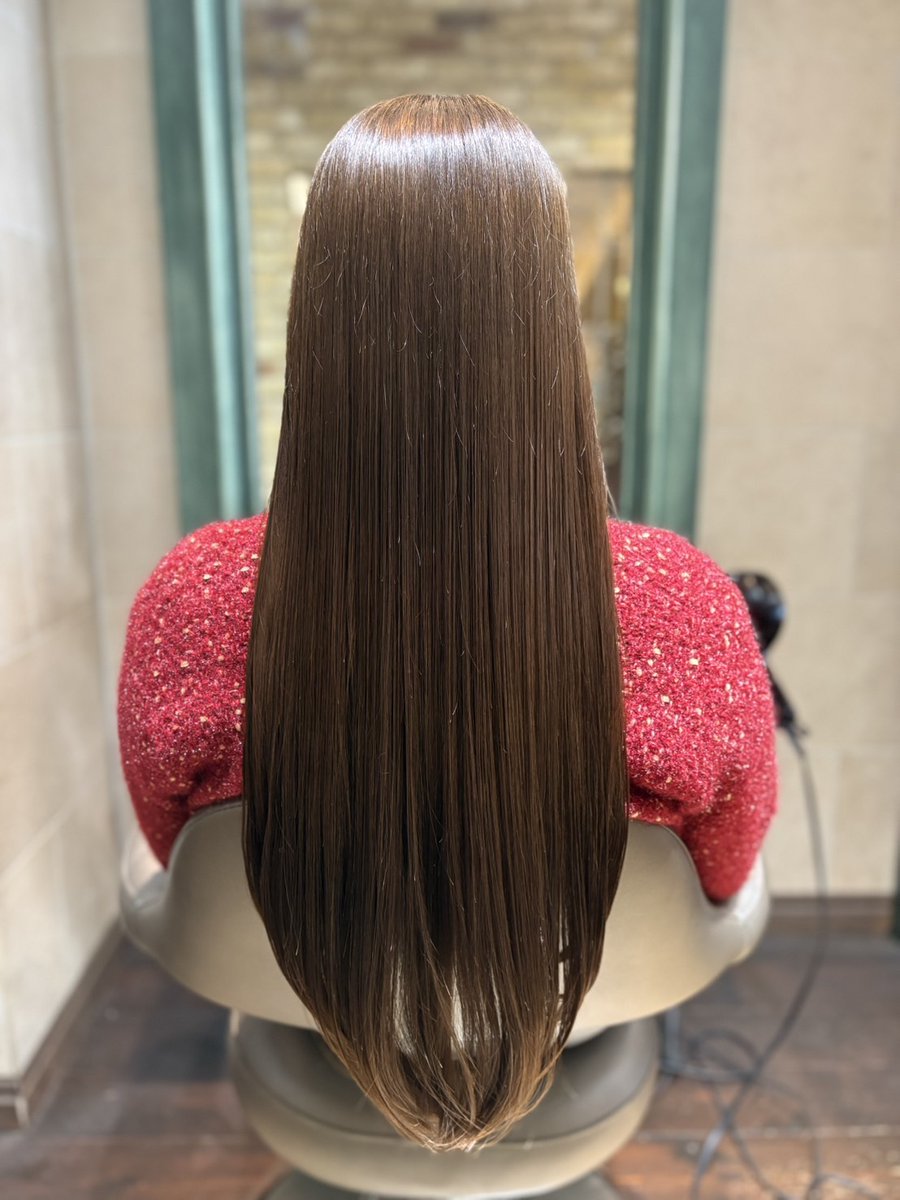 monan_hairsalon's tweet photo. Monanはロング料金をいただいておりません◎
スーパーロングさんでも価格は一律となりますので
ぜひ夏のヘアメンテにご利用ください🫧
\3店舗営業中/
・海老名店
・町田店
・新宿店
🔗https://t.co/iiqx2yT1JG
#Monan #美容室 #神奈川 #東京 https://t.co/r449WYnfyx