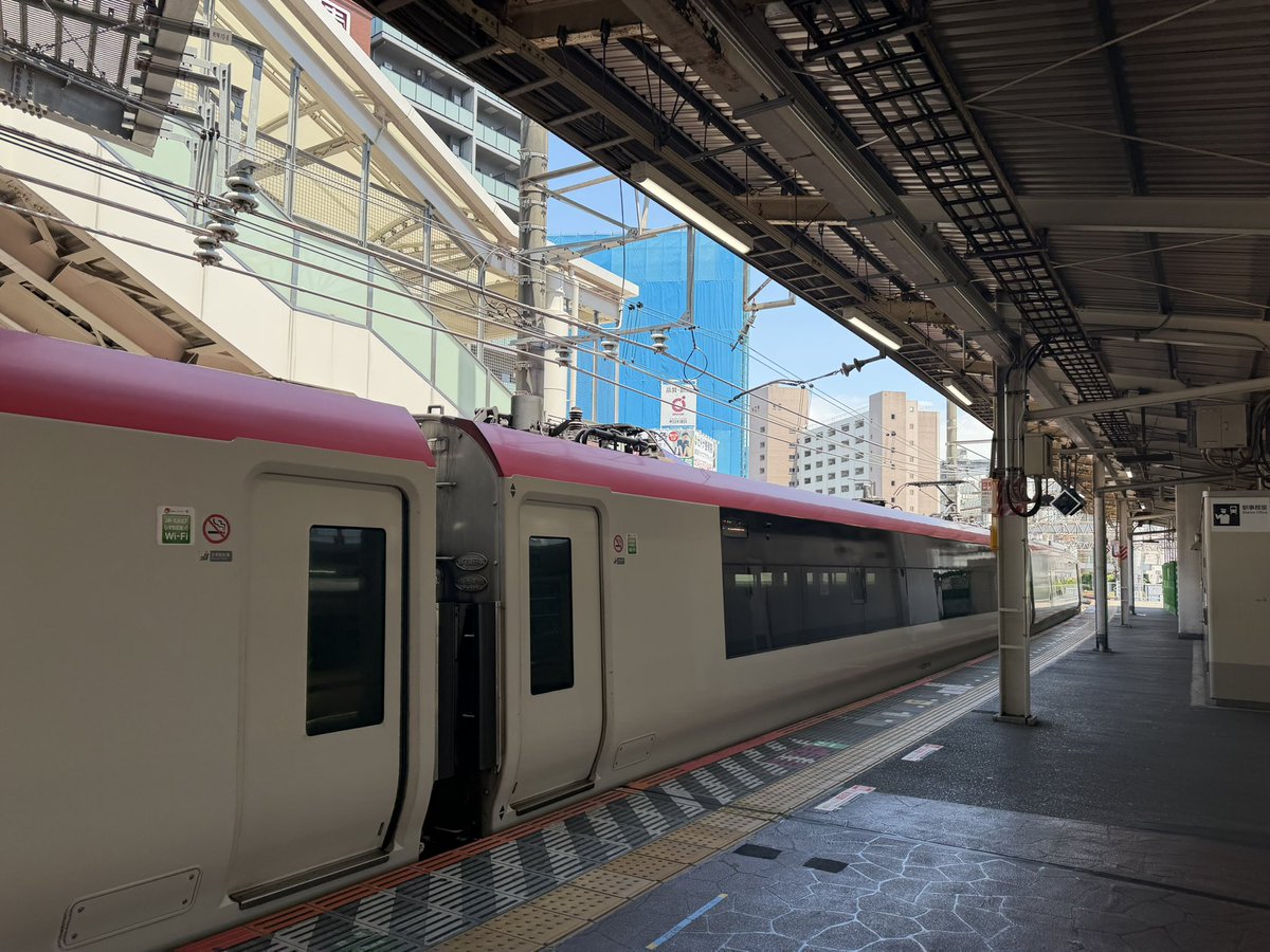 Sobu_217's tweet photo. 総武本線物井〜四街道で人身事故
成田エクスプレス21号は千葉で臨時停車 https://t.co/BLhn11Nto9