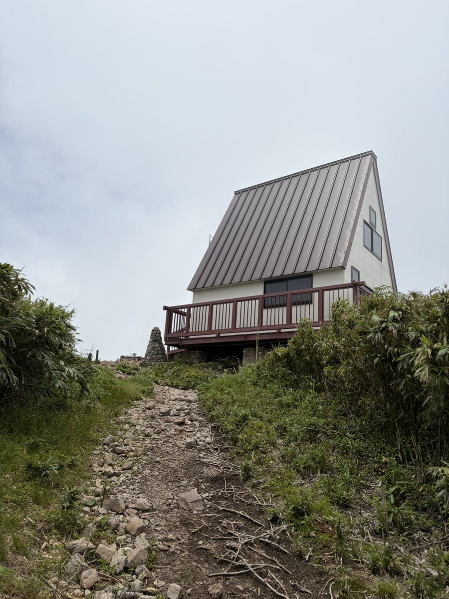 Maskoishi's tweet photo. 兵庫最高峰を制覇🗻己の体力不足を実感！ https://t.co/m9yNIa9PSR