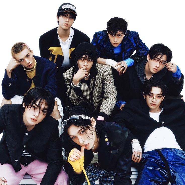 Hallucinatiozz's tweet photo. Peppa Pig reveals that her favourite boygroup is straykids in a new interview with Pitchfork:

“Stan straykids.” She says https://t.co/mYbawcUbvD