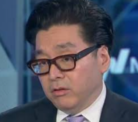 yourfriendSOMMI's tweet photo. ❤️💛💚💙

🚨 JUST IN 🚨

Tom Lee bought another 20,500 ETH worth $36m just a few hours ago.

Ethereum is cheap. https://t.co/F6Njo4STdi