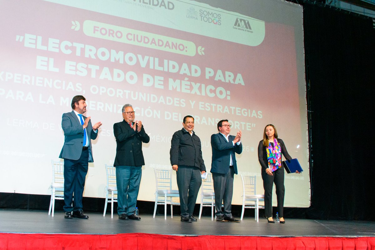 SEMOV_Edomex's tweet photo. Donde se compartieron experiencias y estrategias para avanzar hacia un transporte más limpio, seguro y eficiente. 🤝🚍
#ElPoderDeServir
🧵3/3 https://t.co/welj5Q57qy