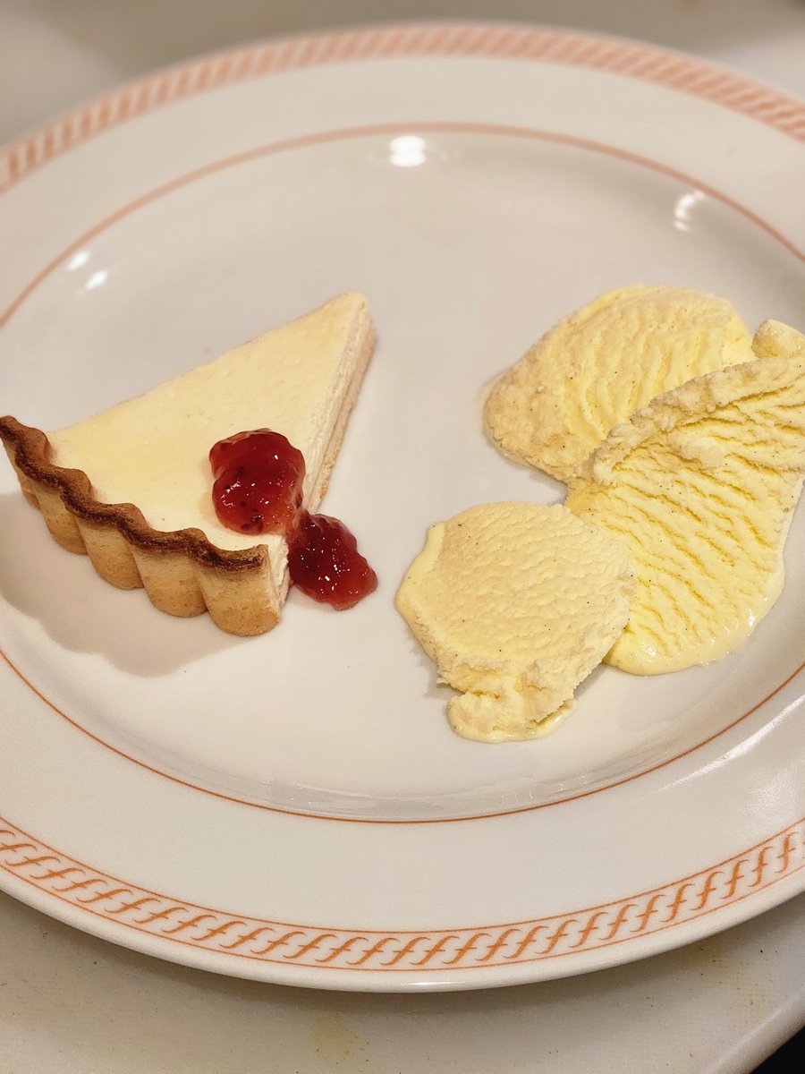 ppcafeofficial's tweet photo. 復活新メニュー🍰 
W店のタルトフロマージュ
濃厚なバニラアイスと共にお楽しみ下さい。
どうぞよろしくお願いいたします
@purposecafew

#タルト
#デザート
#スイーツ
#カレー 
#カフェ 
#大阪カフェ 
#ランチ 
#コーヒー 
#ケーキ 
#紅茶 
#デザート
#cafe #coffee #tea https://t.co/1CCArCxswj