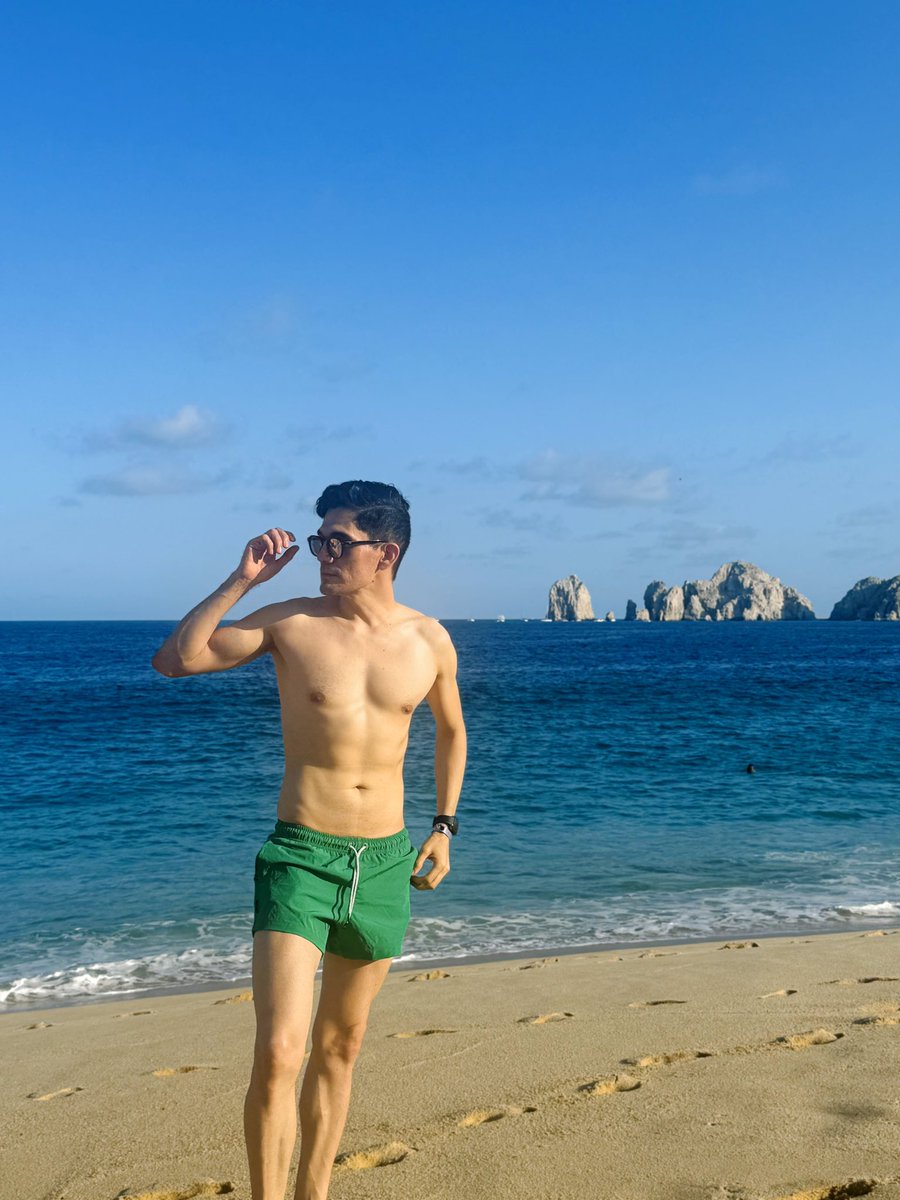 marcoramosc's tweet photo. #Beach please https://t.co/aWFyWEXg5j