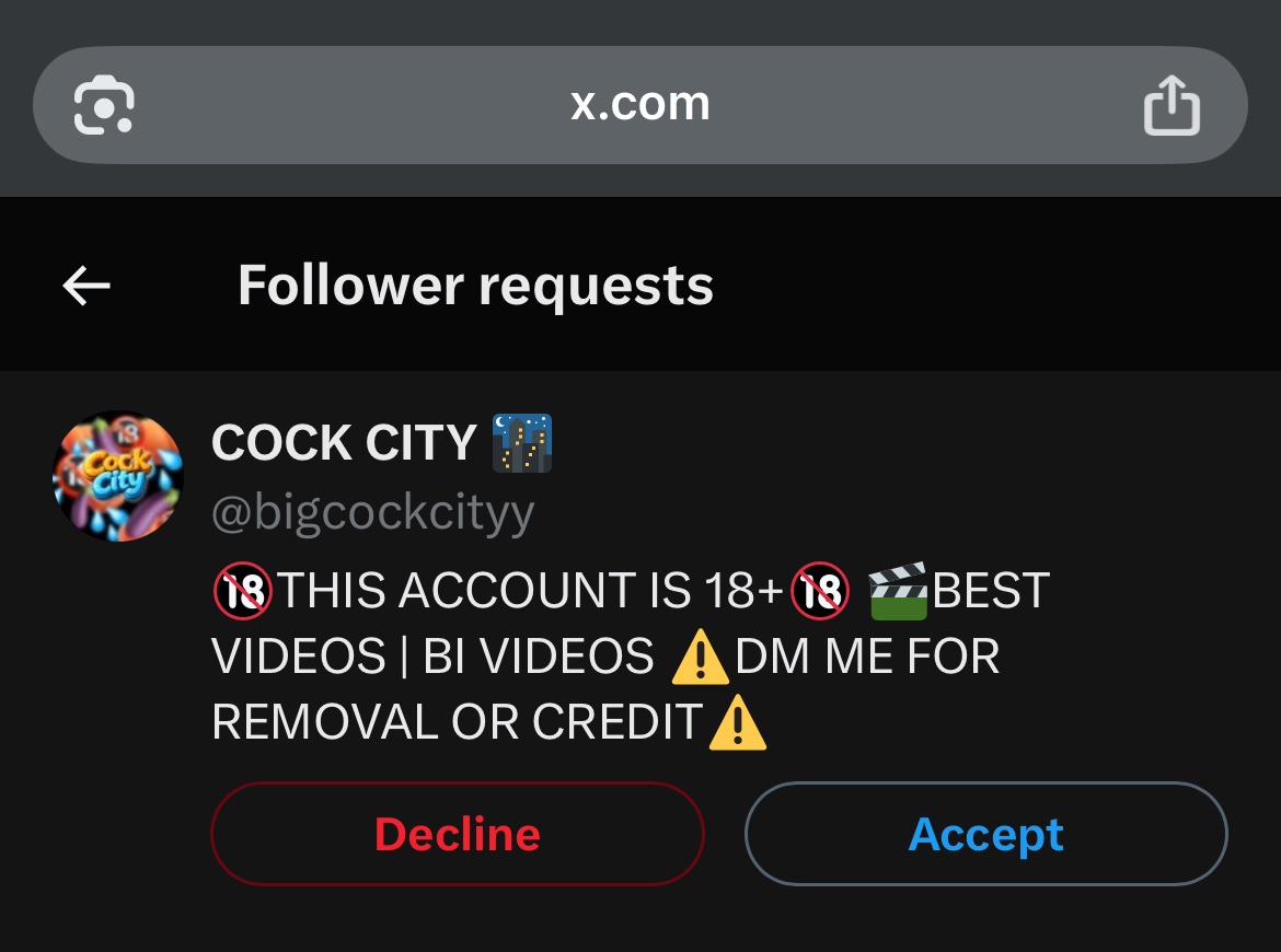 Slayzz72's tweet photo. i see the craziest people in follow requests sometimes.. 😭 https://t.co/2oxQCGQrrw