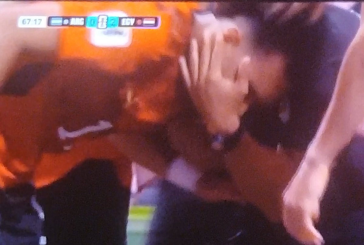 anonimman137997's tweet photo. @AbdelkawySalama Brave Egypt.Legend #WC90 Ita๐๐ https://t.co/oxZsZkxcYm