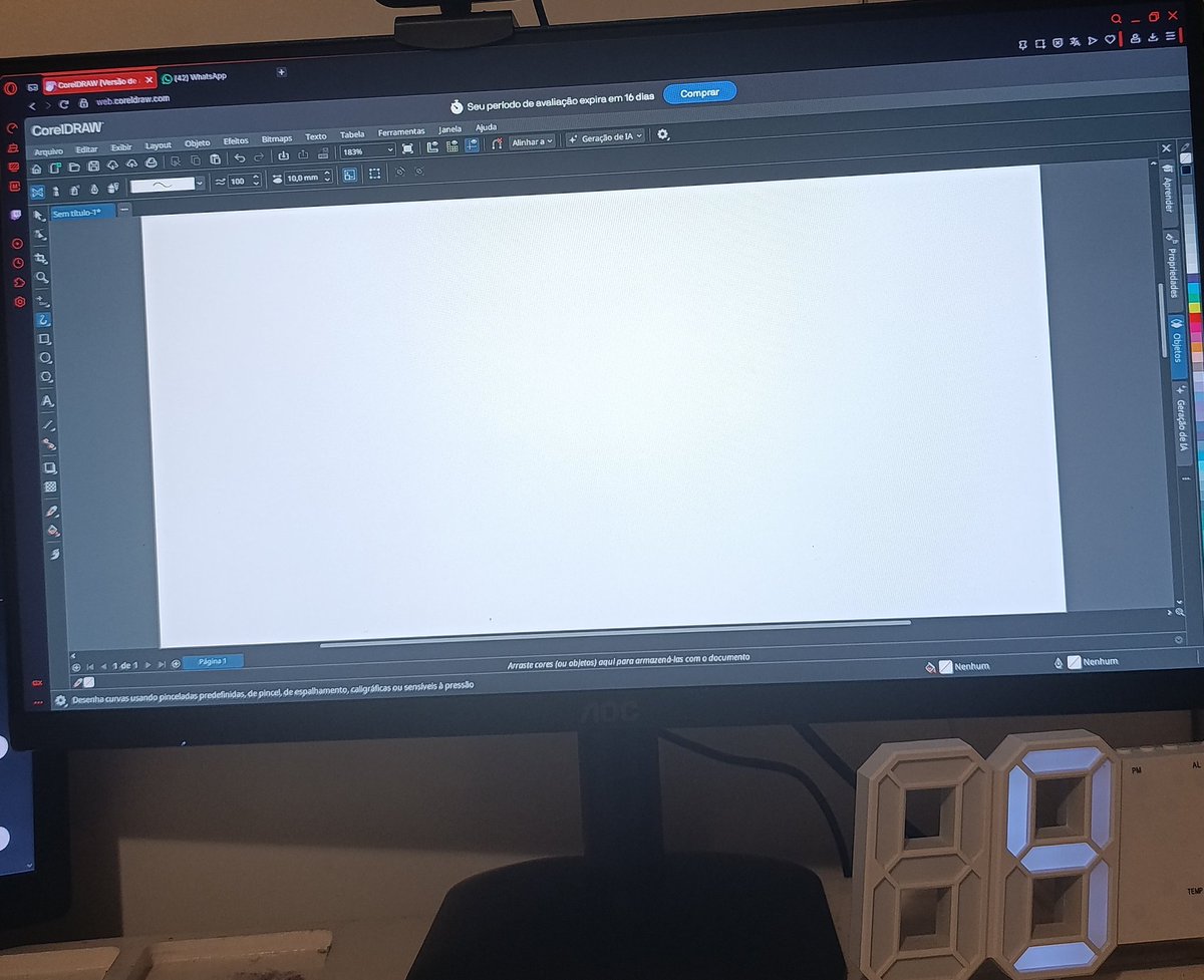 arqthao's tweet photo. Eu tendo que aprender a mexer em programa diferente para atender os desejos do meu orientador do estágio que atualmente estou afastada https://t.co/NvE8ZlbNrK