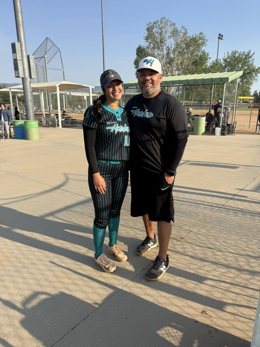 jpgarcia32's tweet photo. That's a wrap!  Soon she will be off to CSU Pueblo!  Happy I got to share the field with this one!  Can't believe it's over!  Bigger and bigger things await at the next level. Keep shooting for the stars kid!  Love you!  @andreag2026 https://t.co/zv7A6uASMA