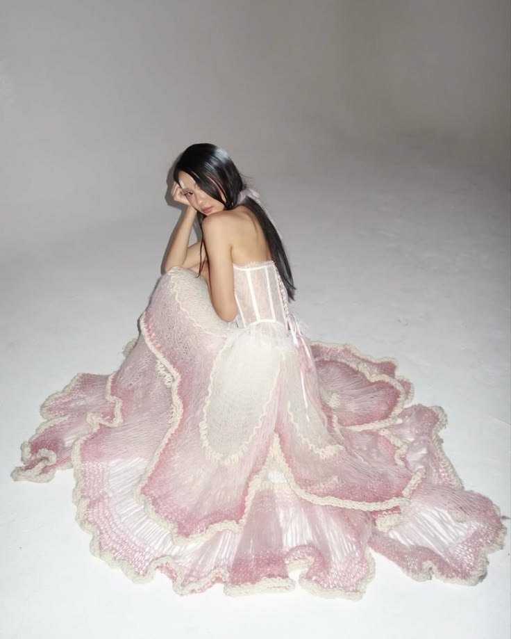 Fariimaacoxa's tweet photo. Allure. ✨ https://t.co/JyFK5QltG7