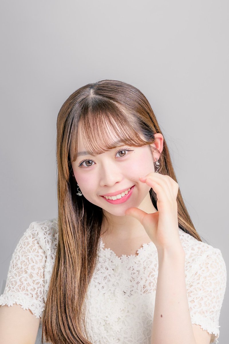 pique_miku's tweet photo. 急に暑すぎる!!!!Summerだね~~🌻💛
今年の夏はなにしようかな💭 https://t.co/pxFsPDPlkB