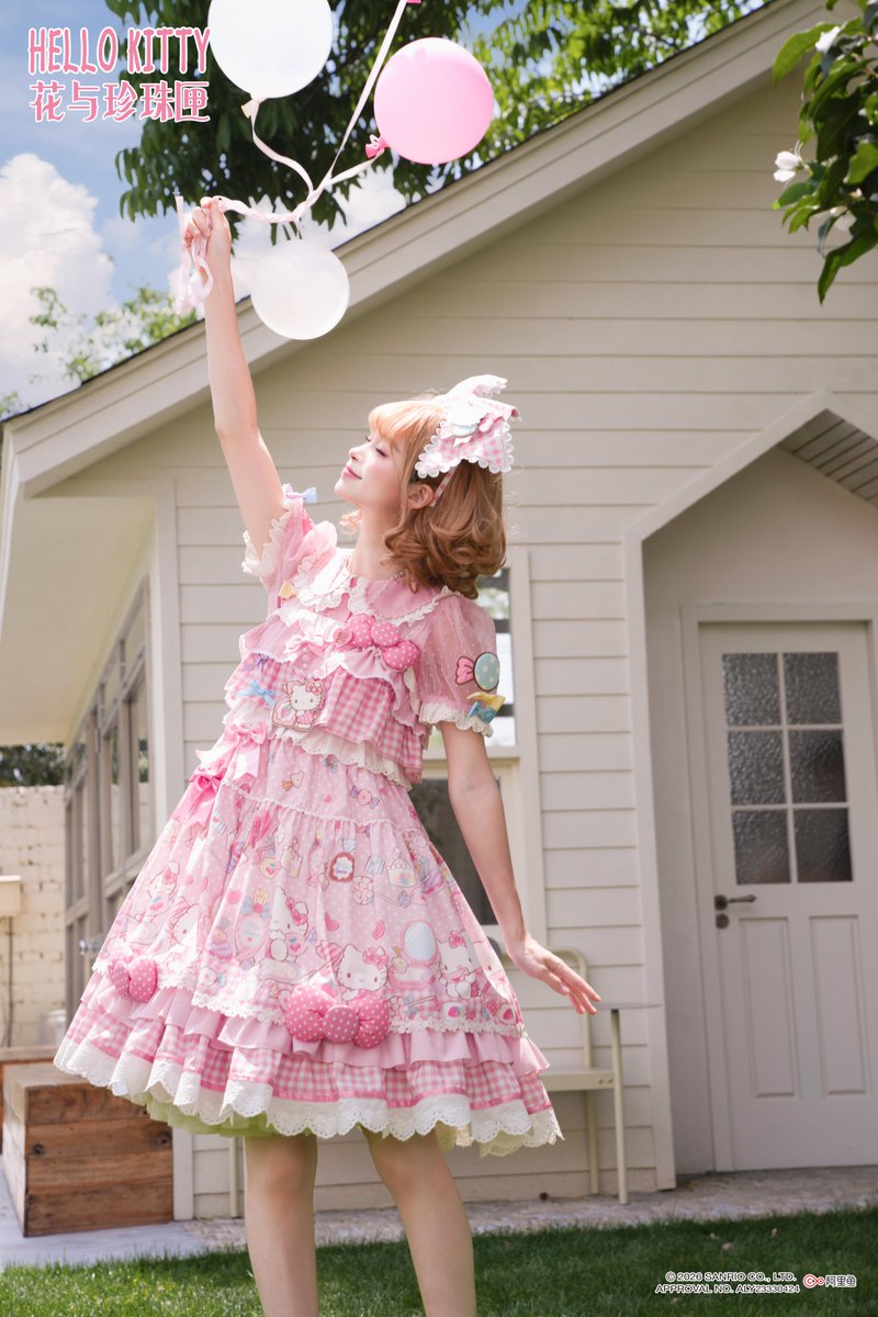 💗ご予約受付中🍎 ♡「花箱×サンリオ」♡ ピンクのキティ×ハイウエスト