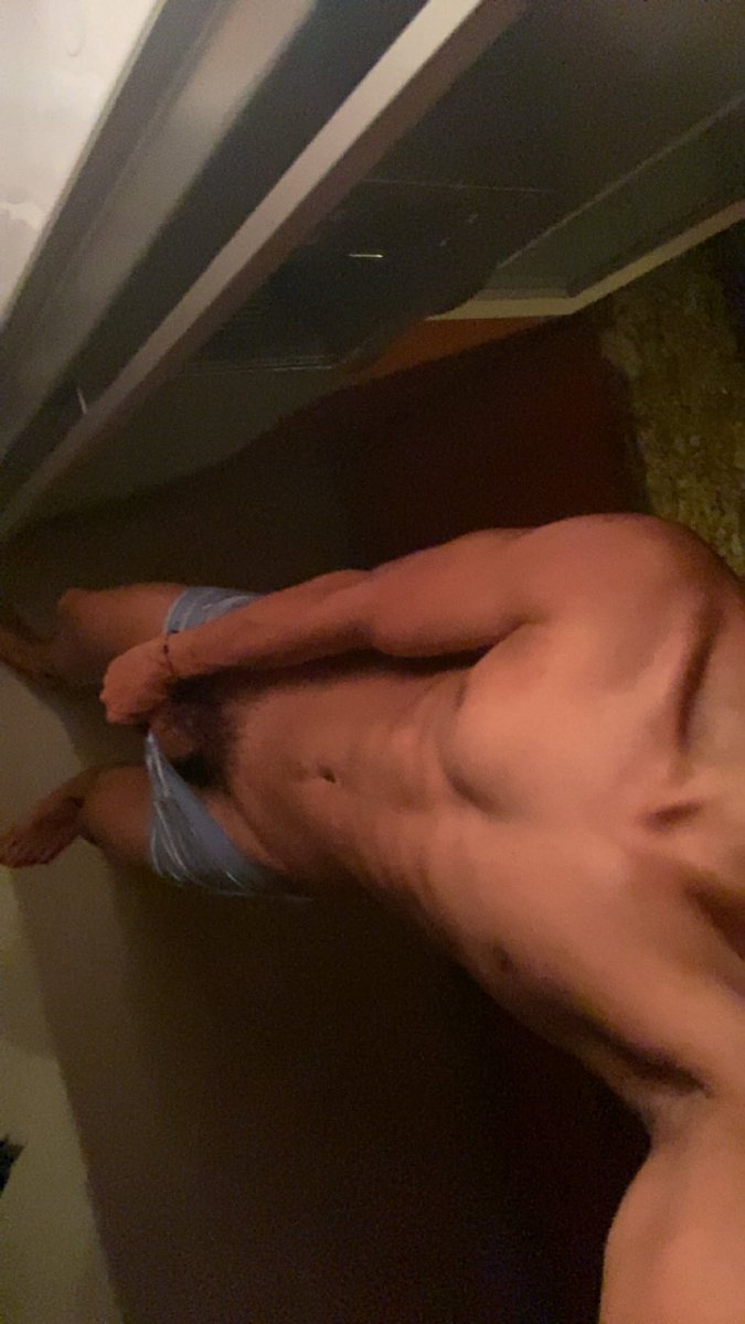 new_b0i's tweet photo. Midnight snack ? https://t.co/278pekxKwL
