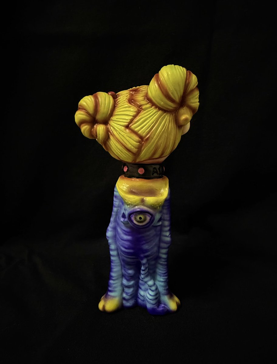 Chocole_poptoy's tweet photo. UNIVERSE "akudama"
戦利品➍
『アマゾン』
ガブガブ…
この歯🦷凄くないですか！！
いつもの服と違うけど戸惑いながらも気に入ってる気がする🫣 https://t.co/LcX6QRmQgd