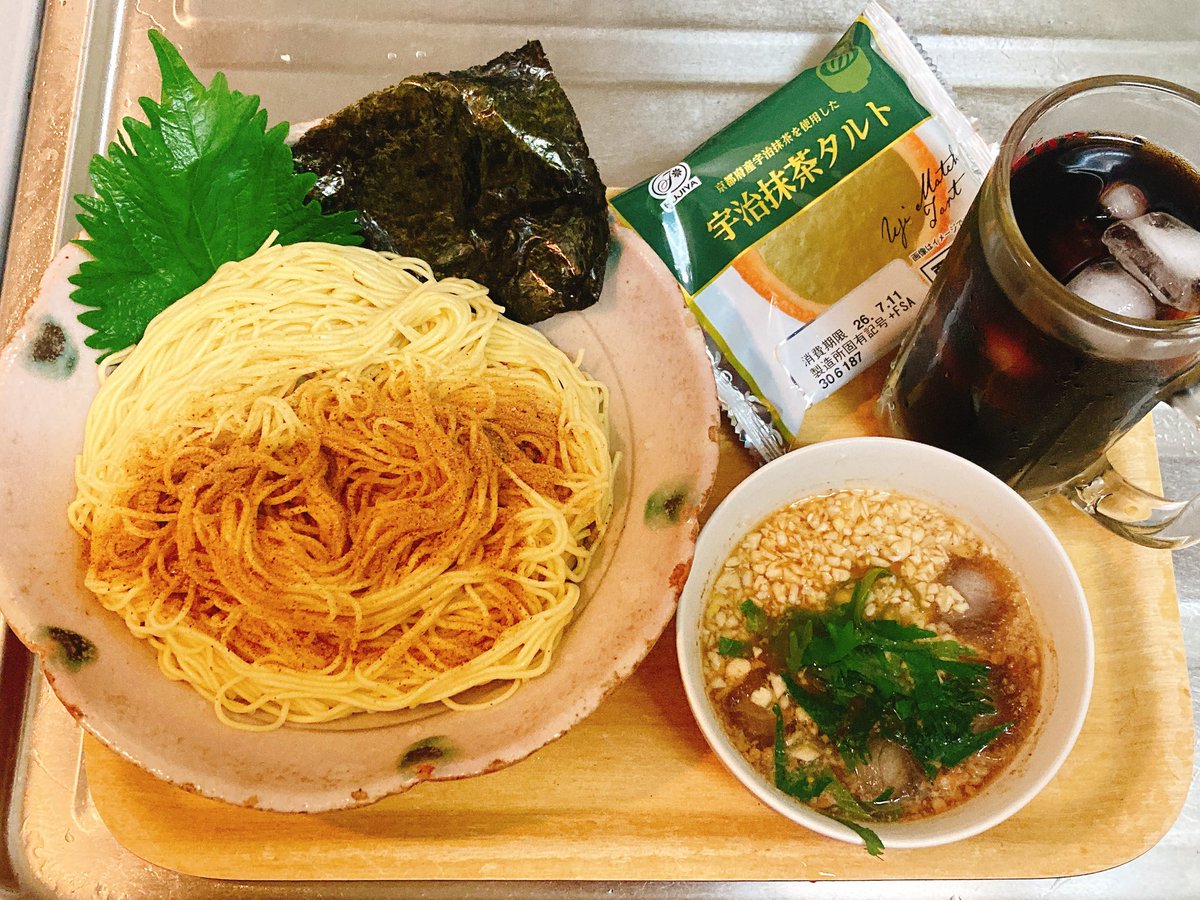 KKP3953's tweet photo. トップバリュの乾麺ざるラーメン、つゆと薬味をガチったからわりとうまい
つゆと薬味をガチったから https://t.co/AGaf0DEw4A