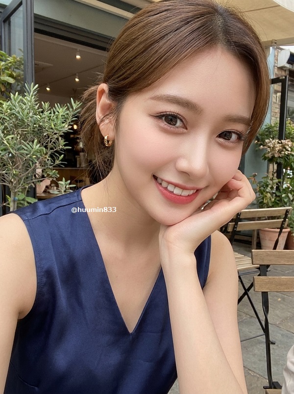 huumin833's tweet photo. おじさんって年下好き？ 私はかなりの年上好きです💕 https://t.co/CJdaQOHbfD