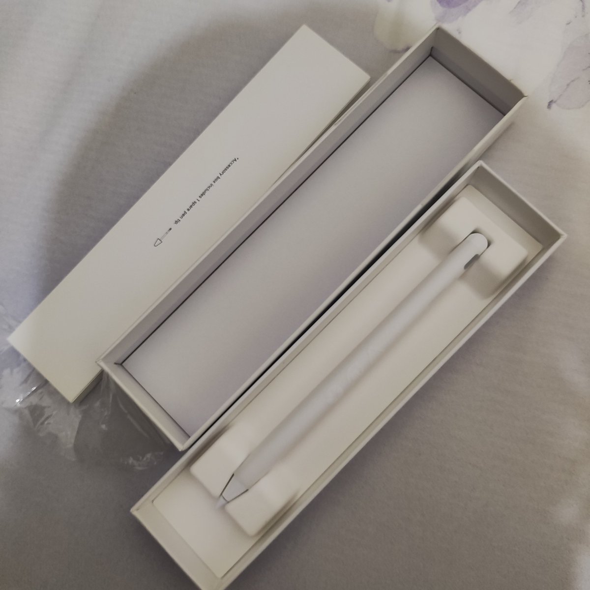ongiebae's tweet photo. WTS - Want to sell

Redmi Smart Pen / Stylus Pen

Beli bareng dengan redmi tab, cuma smartpen nya jarang banget kepake. Mungkin kepake 2-3x aja. Selebihnya masih good.

Yg pengen liat video kondisi sebelum beli juga boleh

🍊 Co - exc admin
💸 550k nego
📍Cod Sidoarjo - Jatim https://t.co/L4eXn1fG06