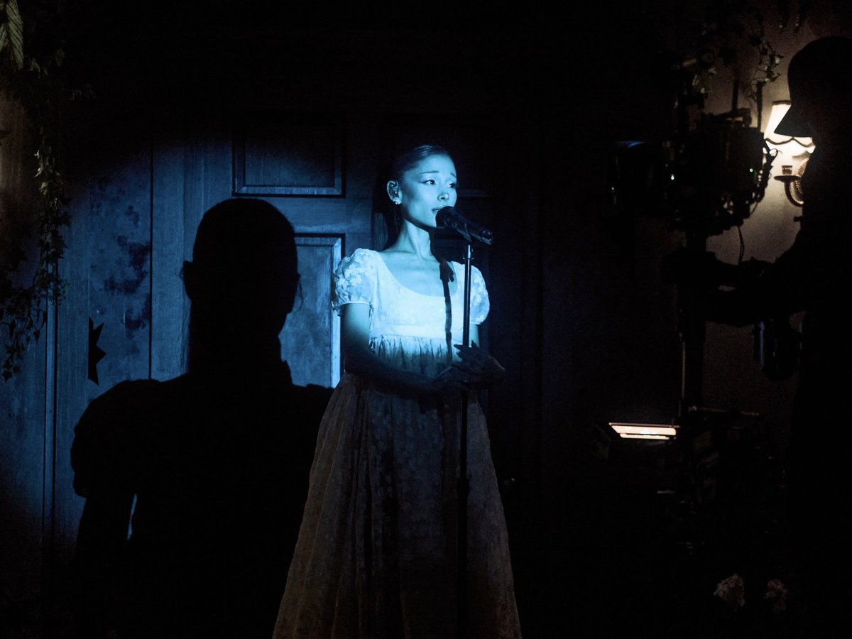 ArianaToday's tweet photo. ariana grande performing at the ‘eternal sunshine tour’ in atlanta, ga https://t.co/8XXtouKL25