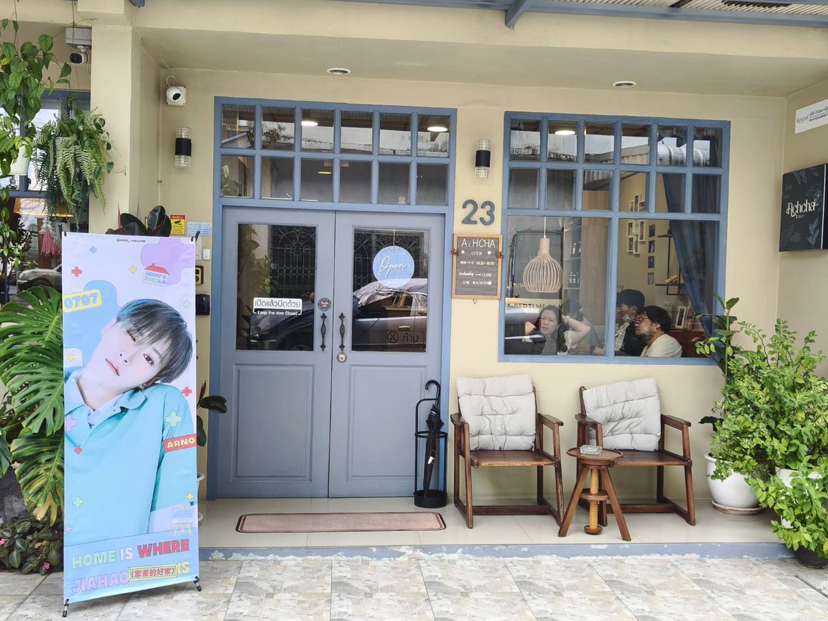 Achchacafe's tweet photo. วันนี้เก็บเอาภาพบรรยากาศของงานวันสาร์-อาทิตย์ที่ผ่านมา  งานอบอุ่นและเป็นกันเองมากๆ ขอบคุณมากๆเลยนะคะ ที่เลือกร้านของเรา #HOMEISJIAHAO_24th https://t.co/toiwlziyRn