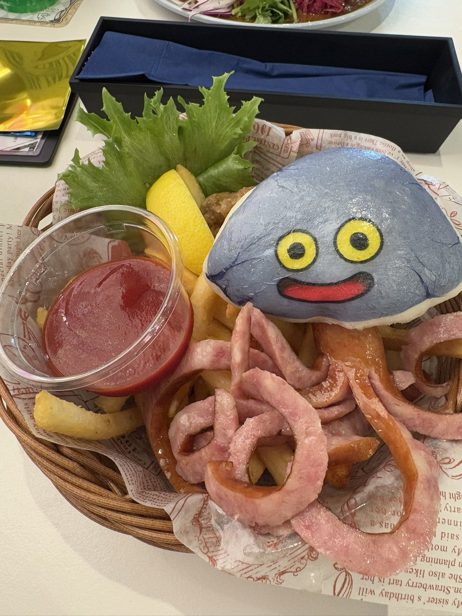 1002_k_n's tweet photo. かわいいおいしかった( *ˊᵕˋ*) 〜ᐝ https://t.co/OHsWEAD2GB