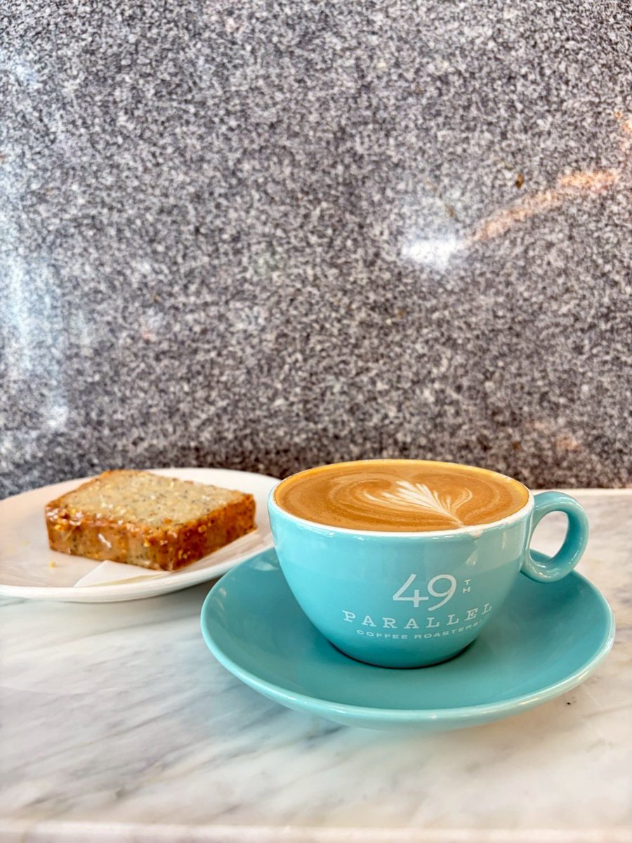 tutu__swan's tweet photo. 📍49th  Parallel Coffee Roasters

カフェラテとレモンのパウンドケーキ

カナダにワーホリ中の友人から
お写真送っていただきました。

📽️⇨@sss2001xxx https://t.co/Mx3efyMJF2