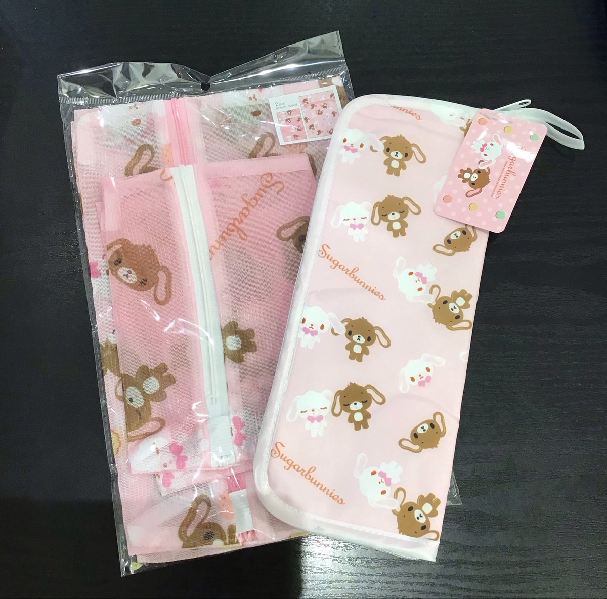 390fujimi's tweet photo. 🎀商品入荷情報🎀

完売しておりましたシュガーバニーズの
一部商品が入荷いたしました🍫 ✨

・折りたたみ傘ポーチ
・洗濯ネット2P

ぜひ店頭にてお買い求めください🐇 💖 https://t.co/VSnjrFKcK0