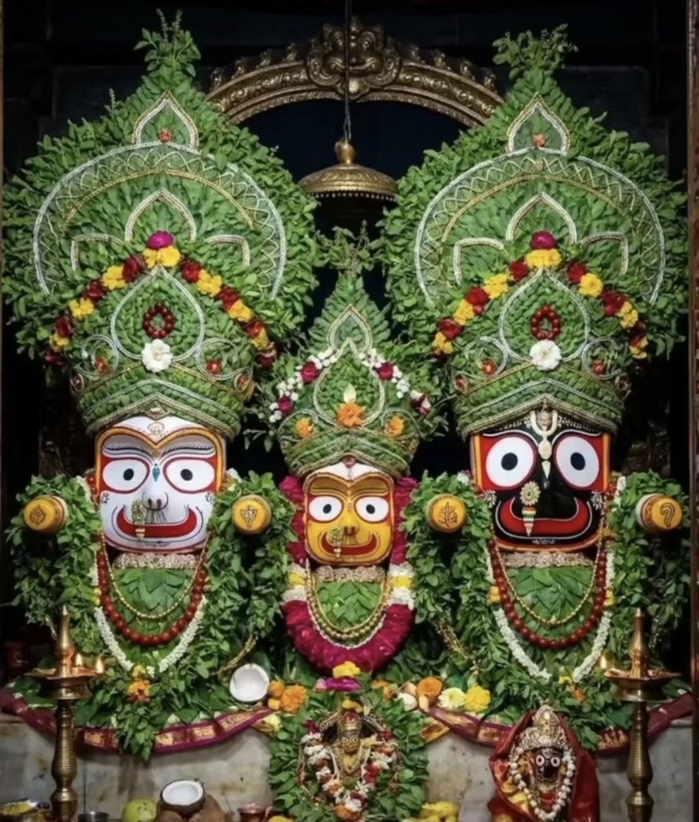 SatapathyRaghab's tweet photo. "ଜୀବନରେ କିଛି ହରାଇଲେ ଦୁଃଖ କରନି, ହୋଇପାରେ ତୁମ ପାଇଁ ତାଠାରୁ ଭଲ କିଛି ଅପେକ୍ଷା କରୁଛି।"🙏🏻 
ଜୟ ଶ୍ରୀ ଜଗନ୍ନାଥ ମହାପ୍ରଭୁ 🙏⭕‼️⭕ https://t.co/SMxqqN7KCj