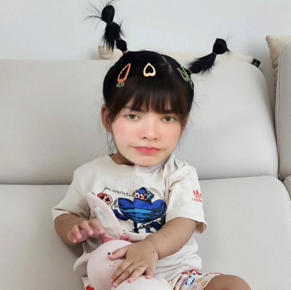 ChanitthaNiw's tweet photo. 555 ชอบทรงผมลูกค่ะ 

SIMPLY BE CHARLOTTE10
#ชาล็อตออสติน #CharlotteAustin
@itscharlotty https://t.co/SJFENjnXAH