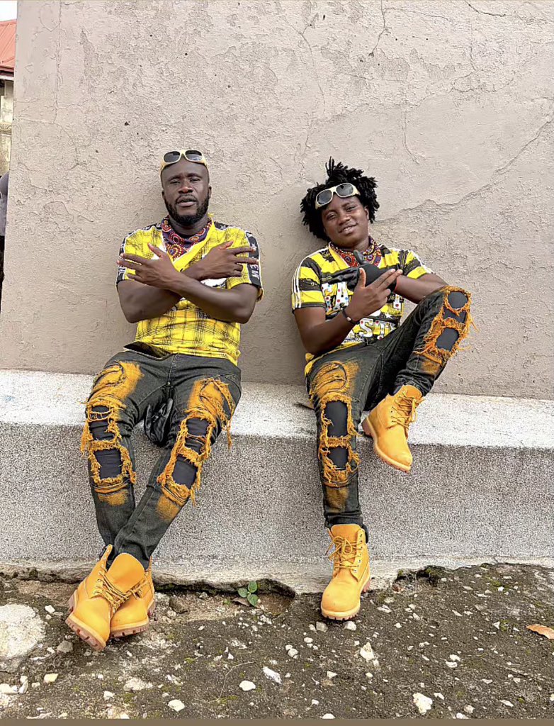 opokubilson_'s tweet photo. Sarkodie ft Kweku Smoke Major League is out now😂😂😂❤️

https://t.co/UYzukGj7DS https://t.co/JZULQg8QNX